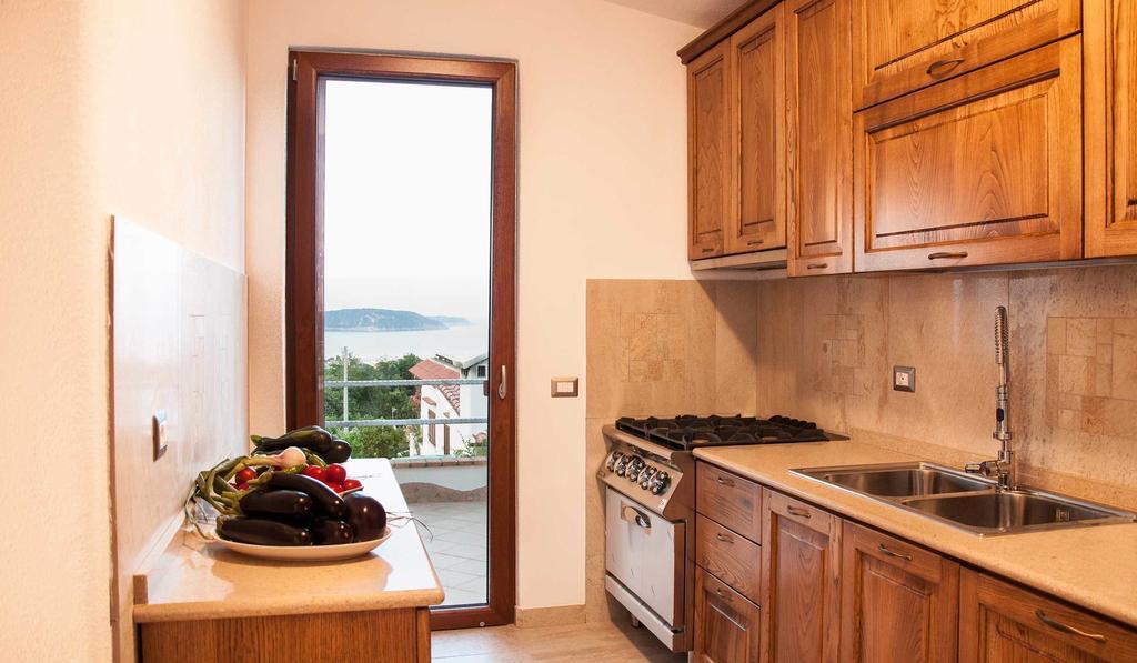Relais Maison De Charles Ischia Exteriör bild
