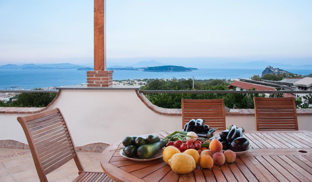 Relais Maison De Charles Ischia Exteriör bild